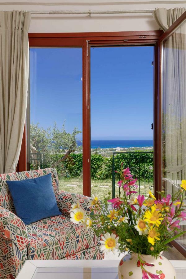 Lily'S Cottage Platanias Esterno foto