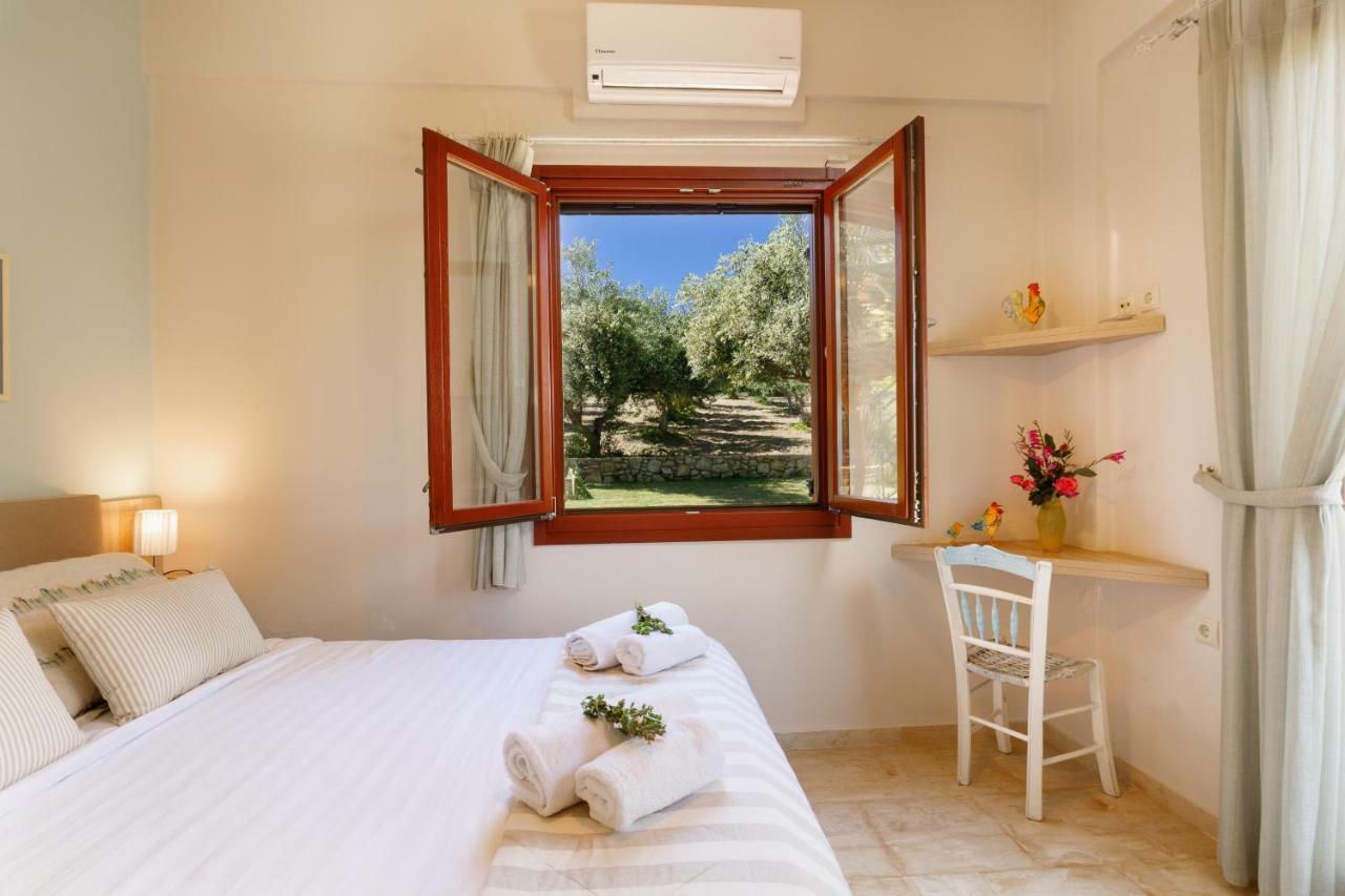 Lily'S Cottage Platanias Esterno foto